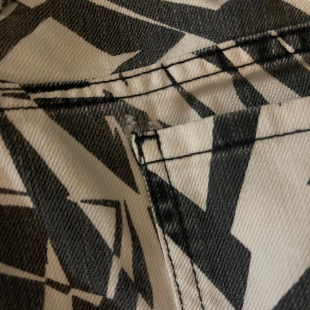 Authentic Icon Shorts - Picture 10 of 10